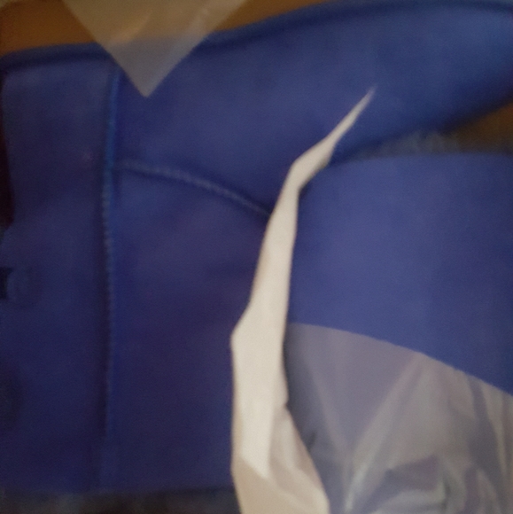 ๐Host Pick 6/1/21๐UGG Bailey Bow II - Picture 6 of 8